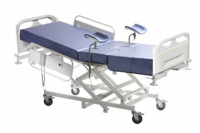 Кровать медицинская для родовспоможения КМРэ138-МСК с регулировкой высоты электроприводом, в комплекте с боковыми ограждениями и матрацем (код МСК-138)